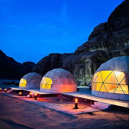 Scarlet Luxury Camp Wadi Rum Exterior foto